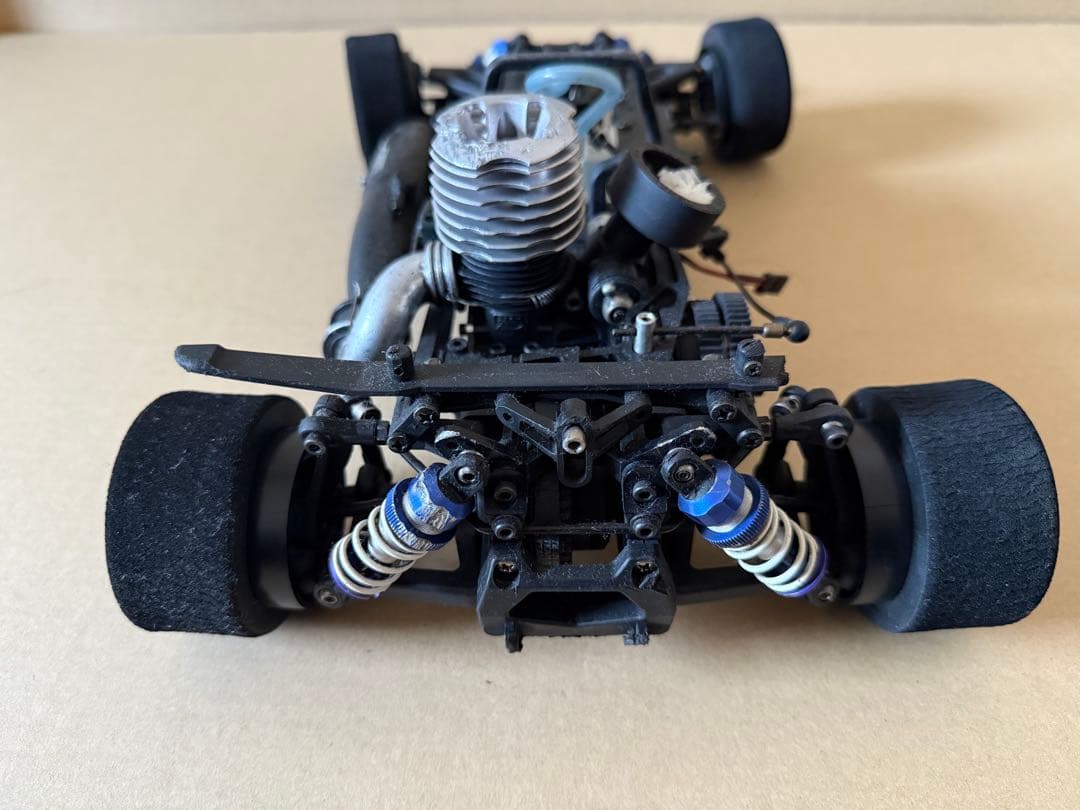 京商V-one エンジンカーシャーシ、パーツ取り用シャーシセット