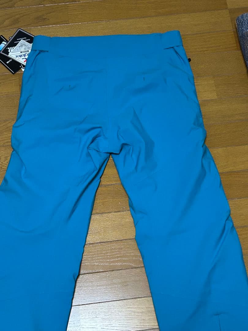 オンヨネ　スキーウエア　スカイブルー上下