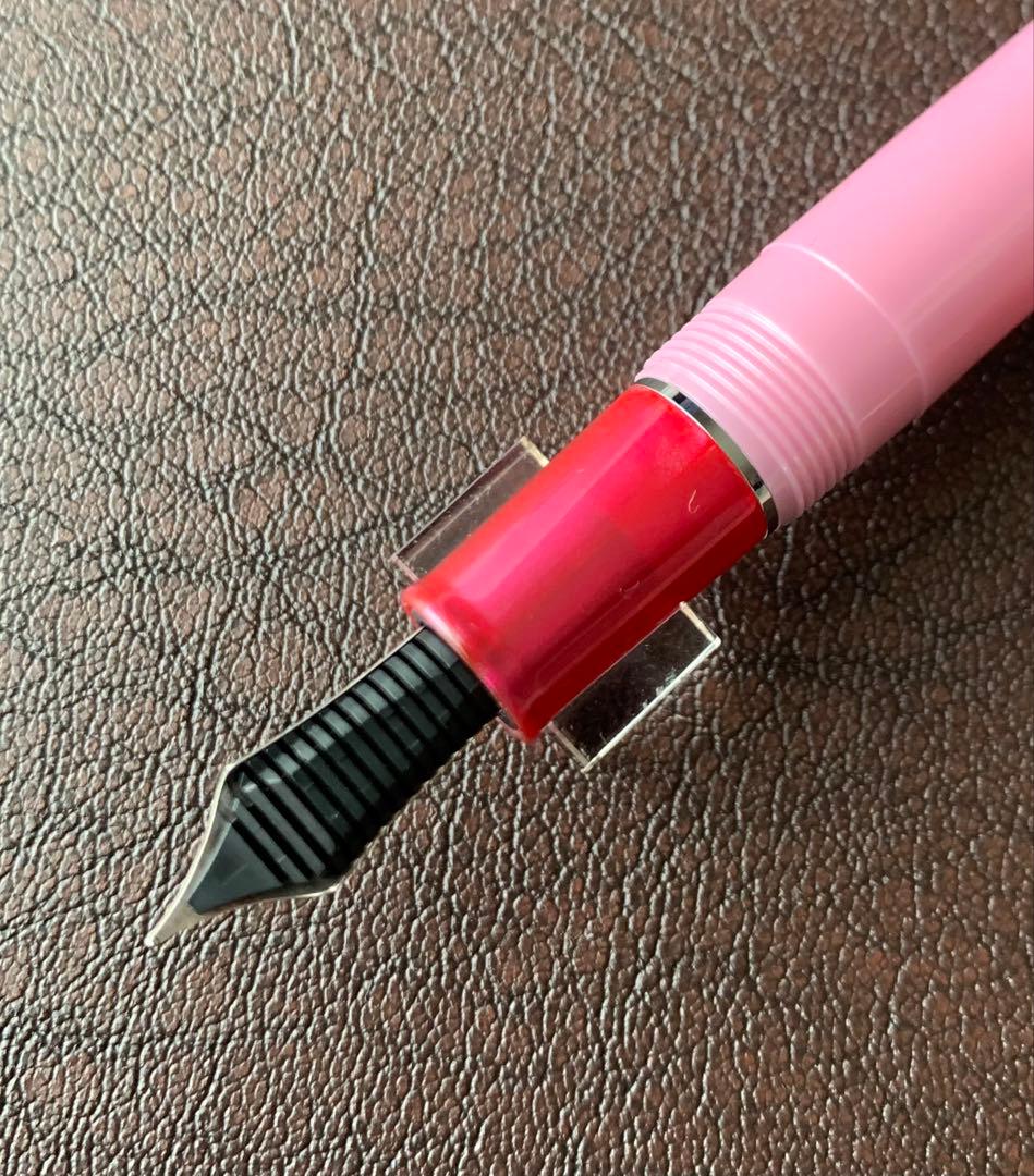 セーラー万年筆 ハローキティ スウィートベリー 細字