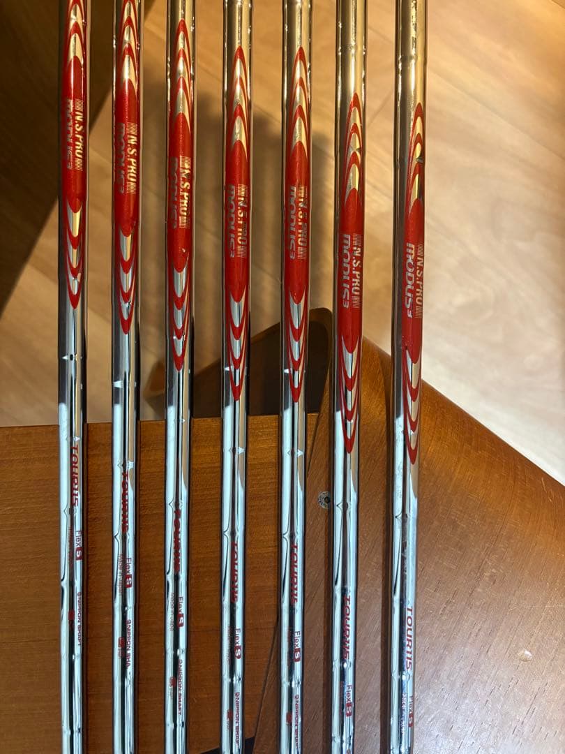 Cobra KING TOUR アイアン　5-G ７本セット