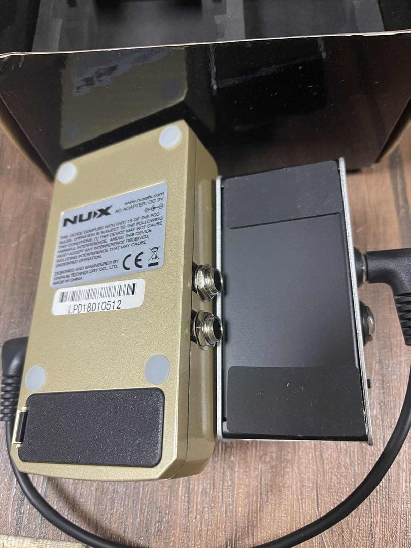 ギター NUX Loop Core Deluxe