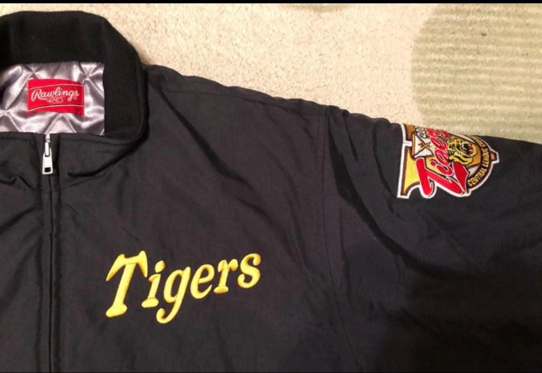 阪神 グランドコート 2005年 優勝記念ワッペンLサイズ