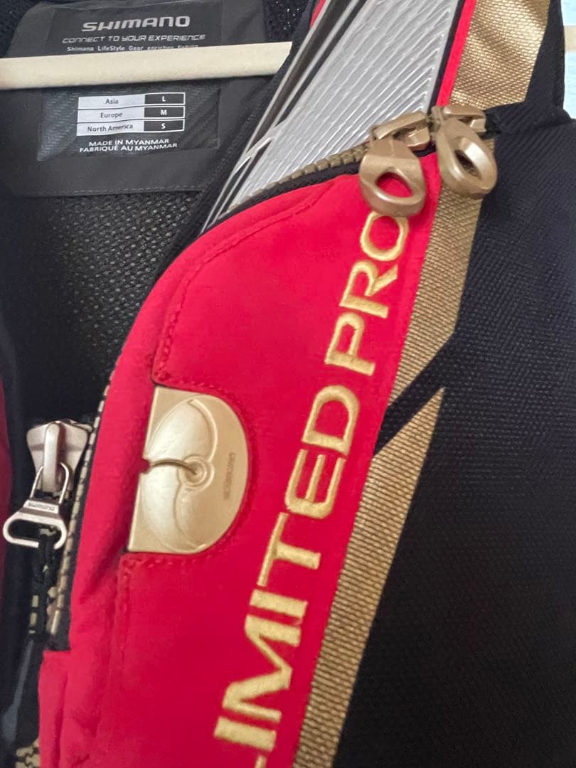 HIRO Y. シマノ　リミテッドプロ　フローティングベスト