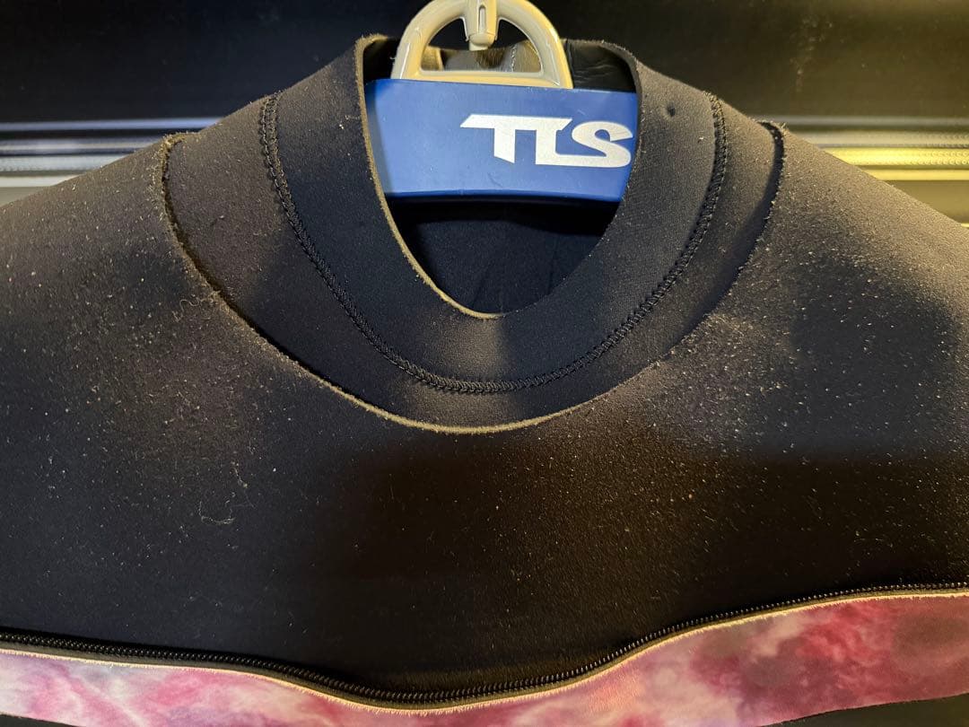 【再再値下げ】MENSセミドライウェットスーツ　5mm✖️3mm