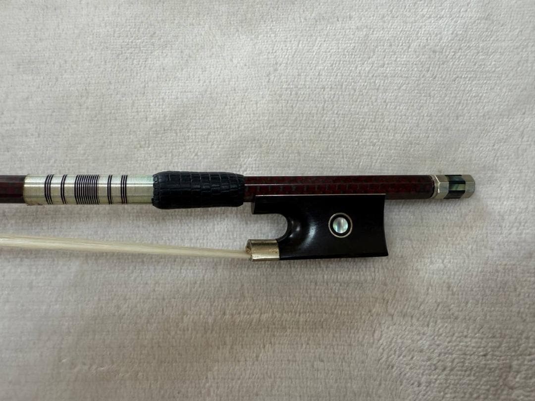 【新品未使用】バイオリン弓　ブレードカーボン（赤）4/4サイズ