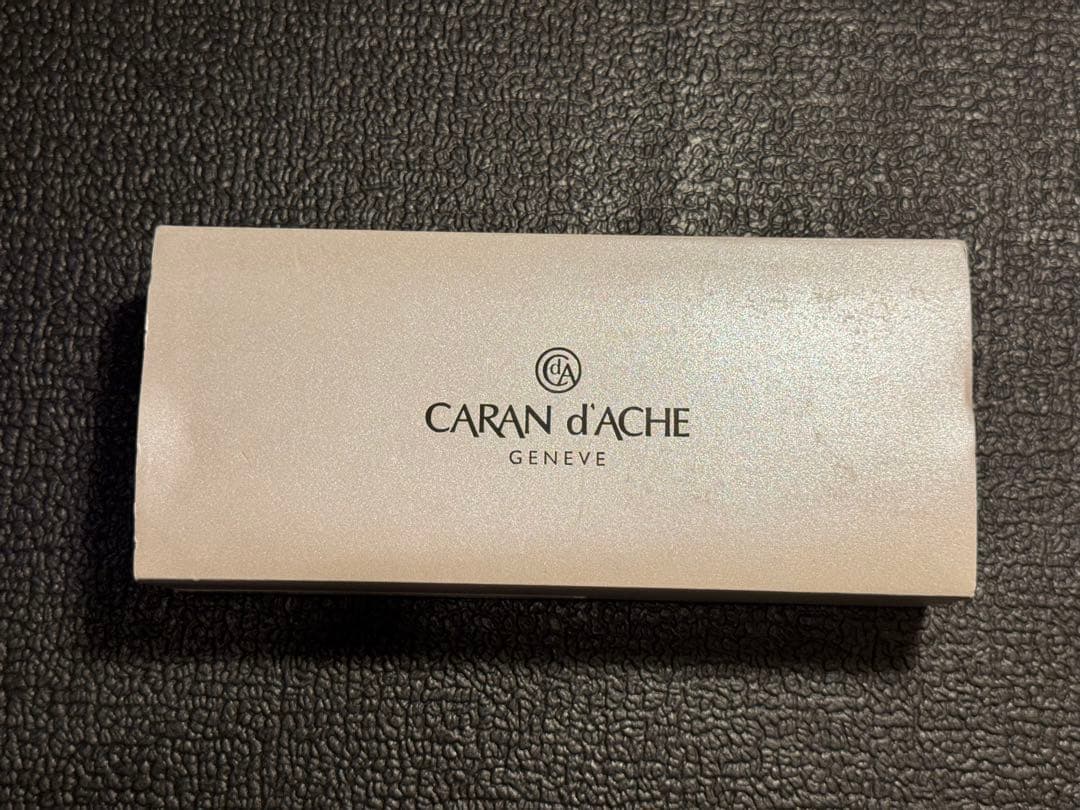 カランダッシュ アンモナイト XS ボールペン ルビー 旧ロゴ