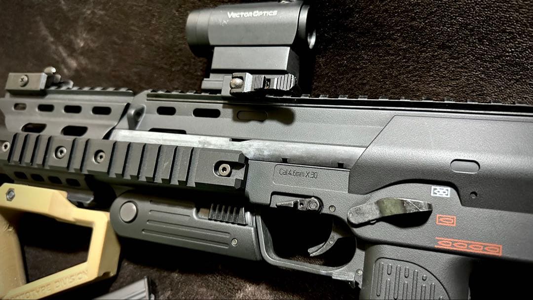 東京マルイ MP7A1 コンパクト電動ガン カスタム多数