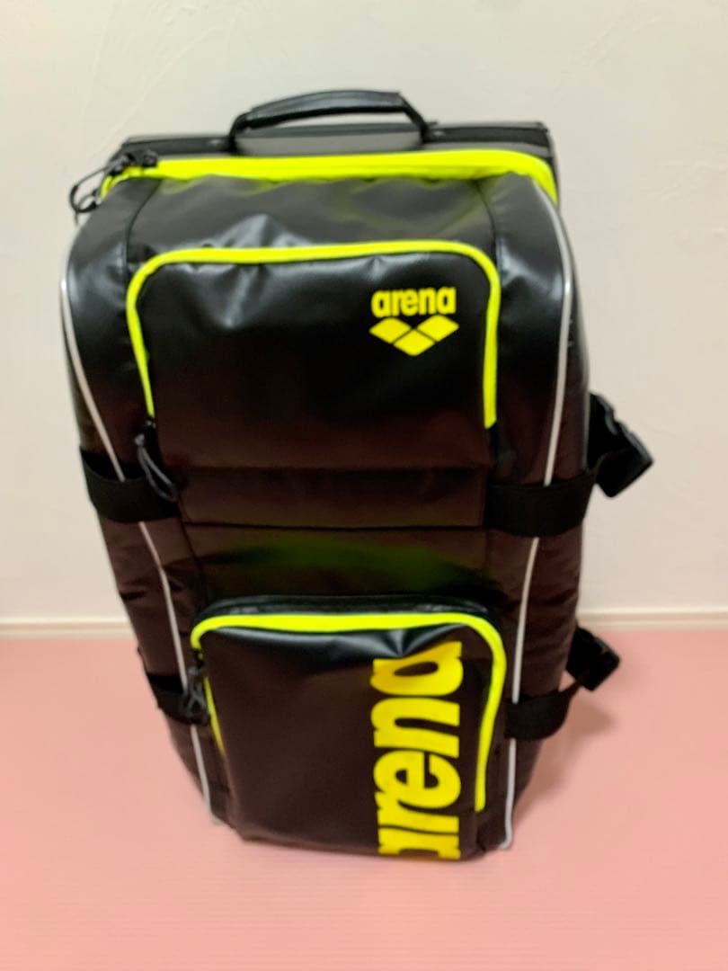 arena 大容量76㍑ キャスターバッグ