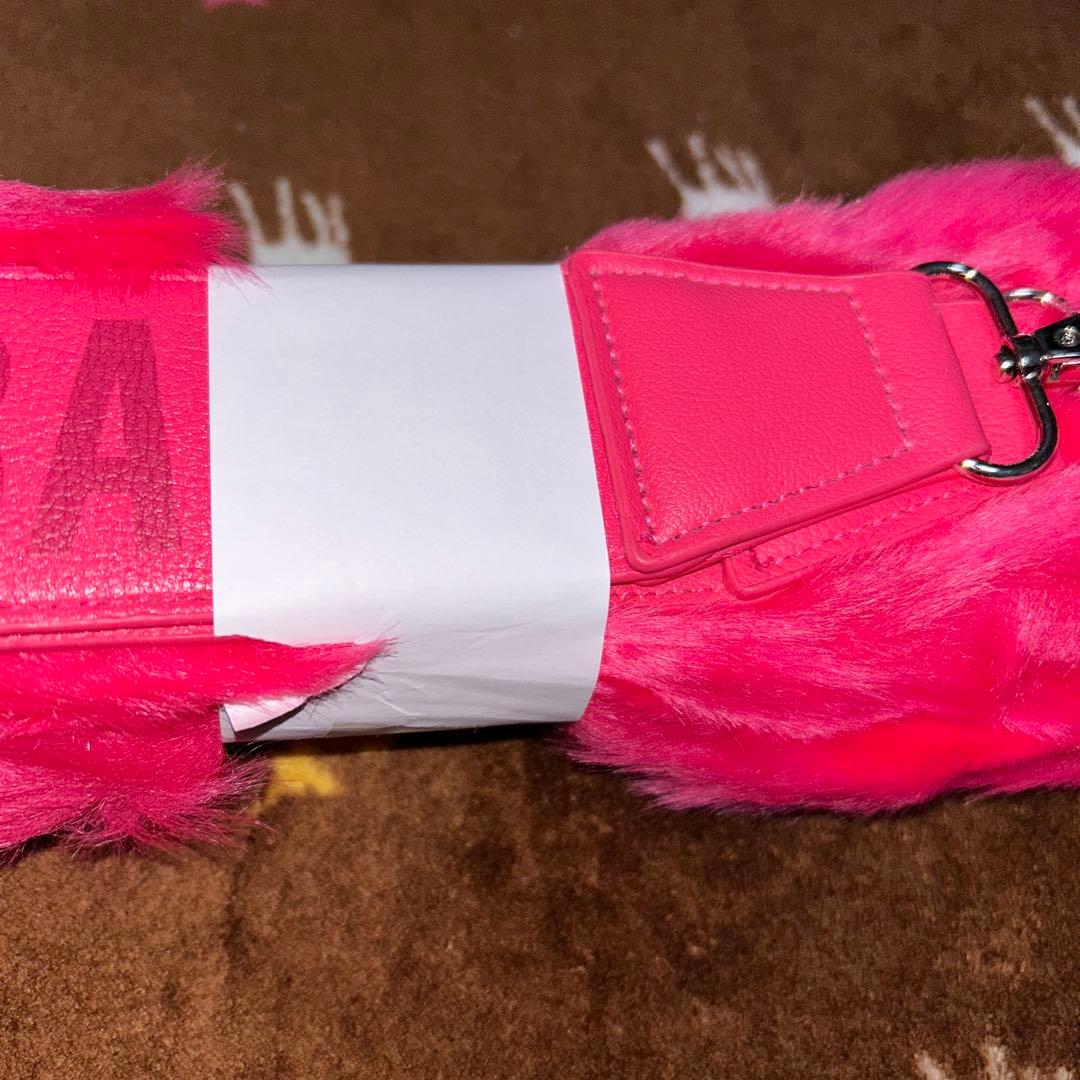 BIGBANG ショルダーストラップ ファーチャーム ジヨン