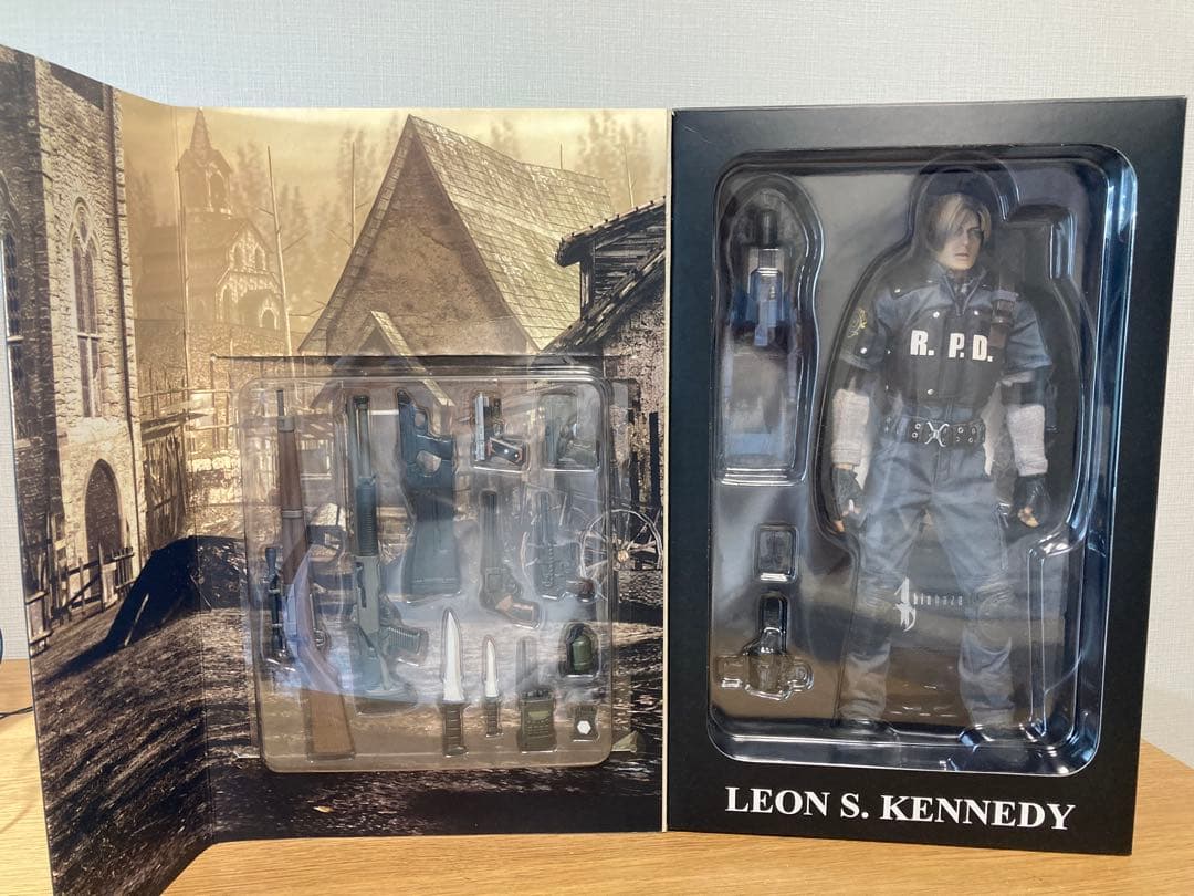 【中古】ホットトイズ　レオンsケネディ(RPD版)