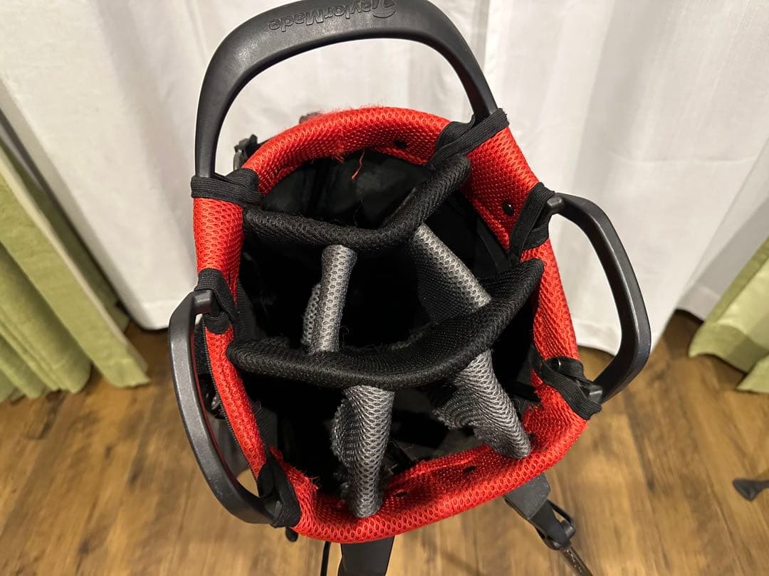 テーラーメイド軽量スタンド式キャディーバッグ