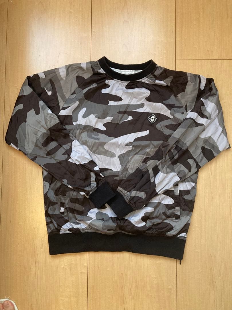 V TWELVE カモフラージュ ウインドブレーカー