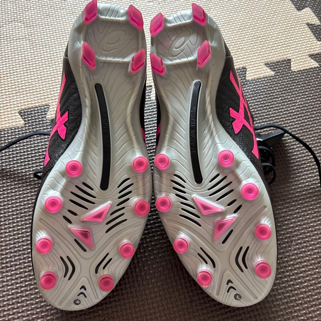 アシックスサッカースパイク　ウルトレッツァ2