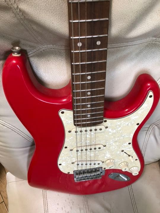 Mavis エレキギター