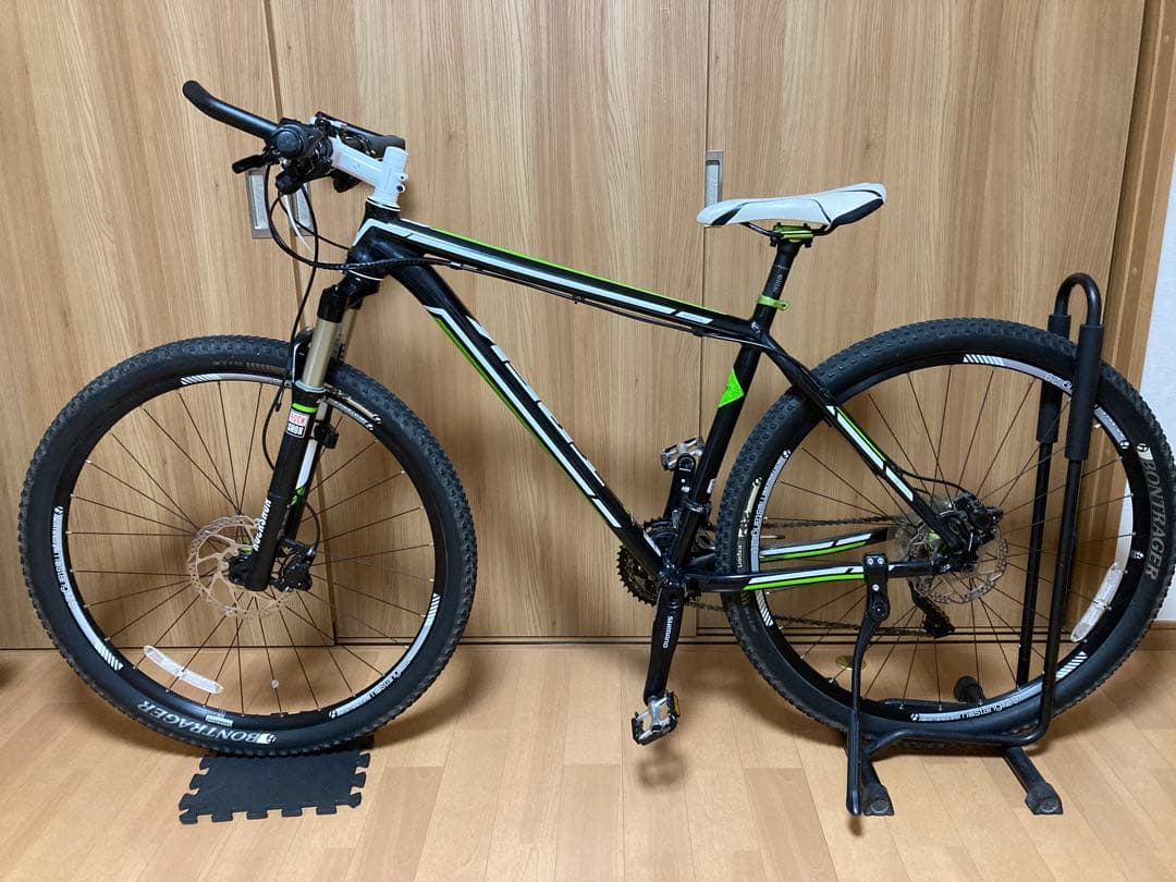 使用少ない　29インチ　ROCK SHOX REBA RL ロックショックス