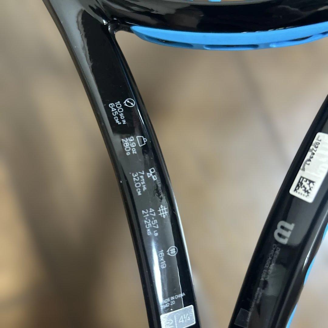 ウィルソン ULTRA 100L V3.0 テニスラケット