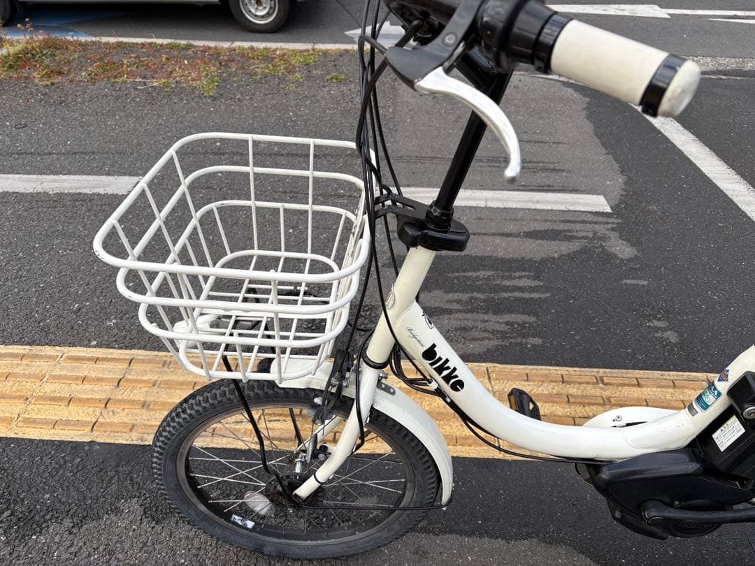 中古20㌅ブリヂストン電動アシスト自転車　8.7Ah 大阪　009番