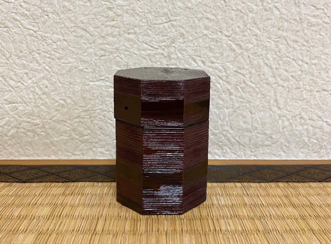 ホットスルー　茶道具 棗　国宝・待庵古材 溜塗八角茶器