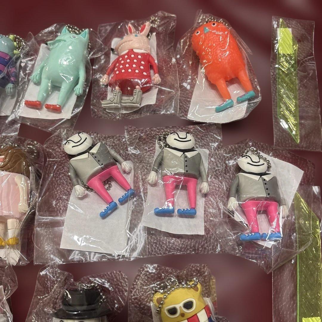 【新品未使用】　米津玄師　ガチャ　フィギュア　22体　おまけ　ステッカー3枚