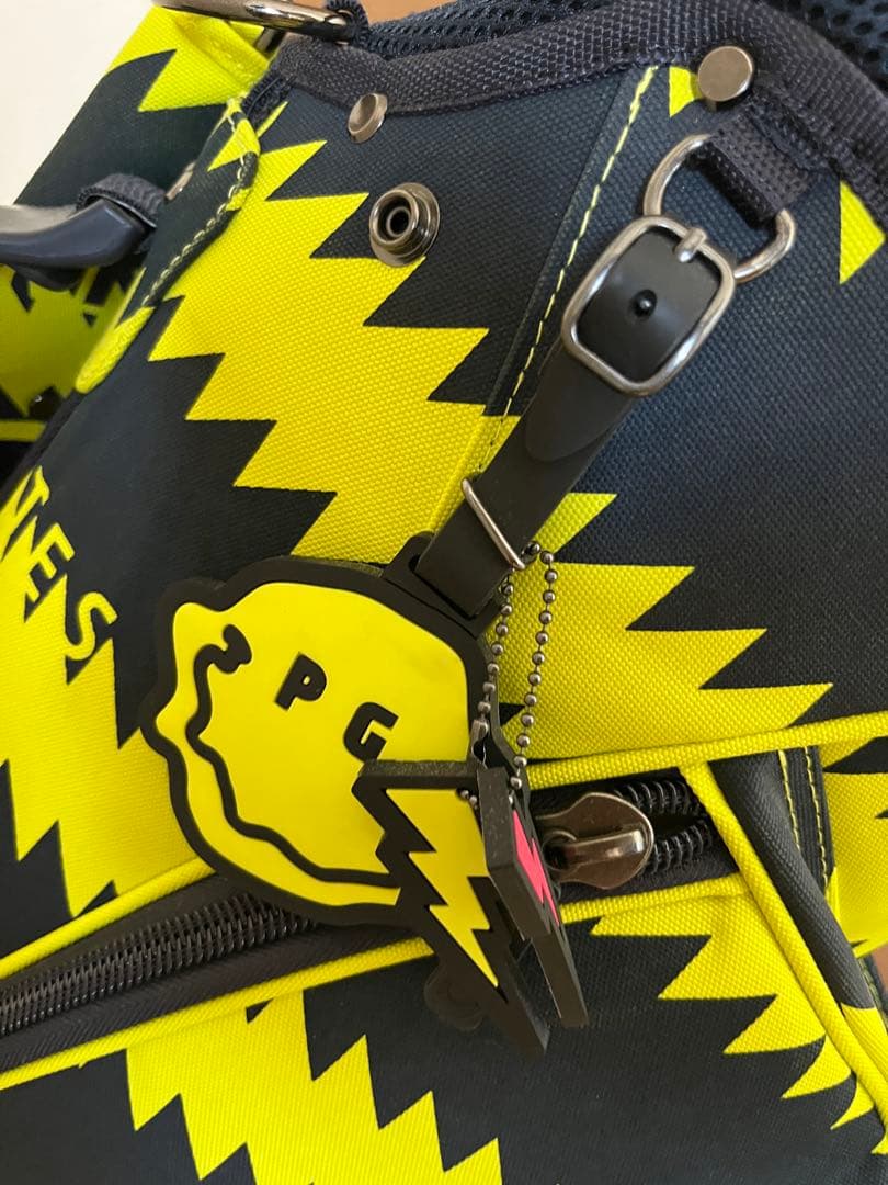 PEARLY GATES パーリーゲーツ　ギザギザボーダー柄　キャディバッグ