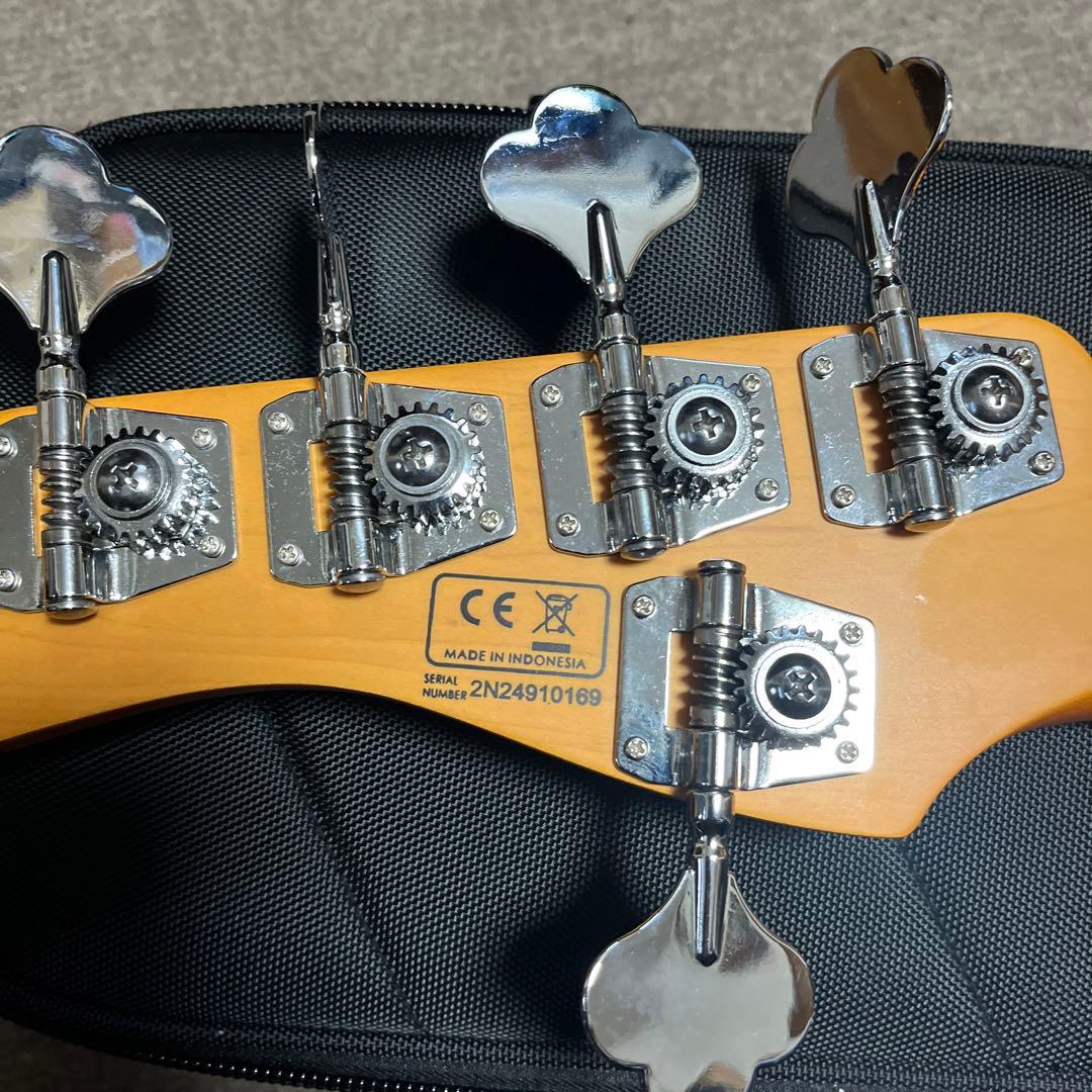 SIRE Z3-5 美品。保証期間内