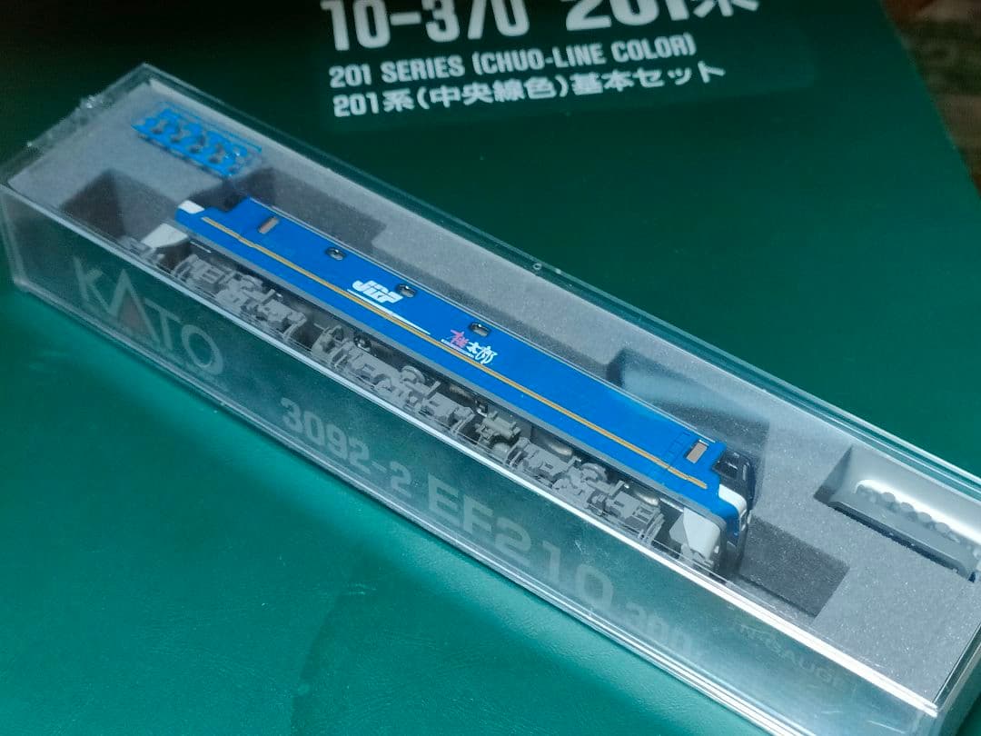 Kato 3092-2 EF210 300（JRFマーク付き）