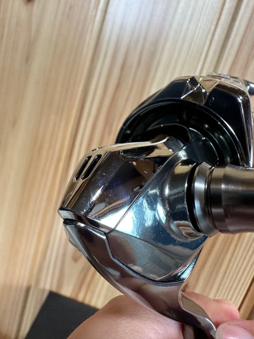 シマノ　リール　18ステラ c2000shg