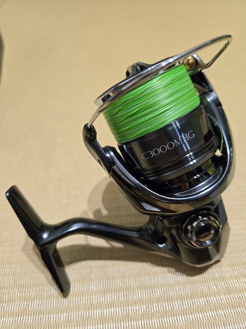 シマノ 24ツインパワー C3000MHG