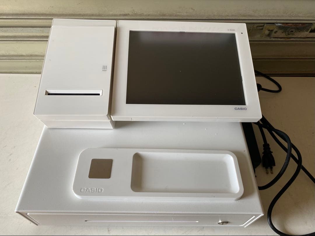 【り】CASIO ＶーＲ２００レジスター新品