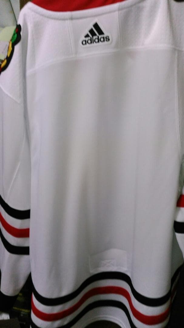 シカゴブラックホークス　オーセンティック白ジャージ