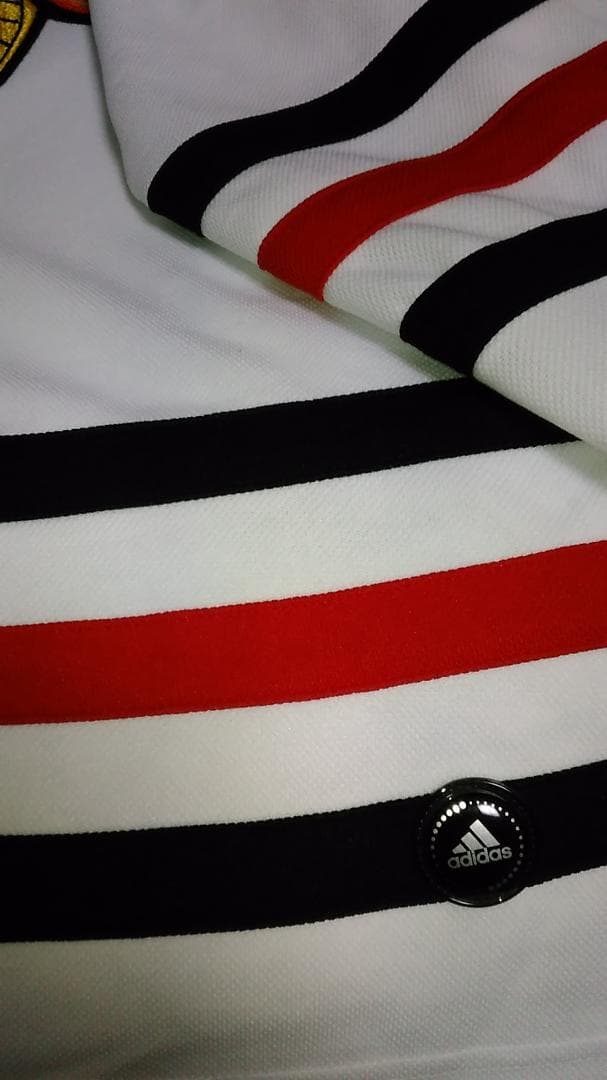 シカゴブラックホークス　オーセンティック白ジャージ