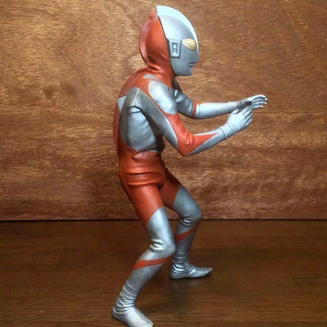 大怪獣シリーズ ウルトラマン(Cタイプ) 修正塗装済み　フィギュア
