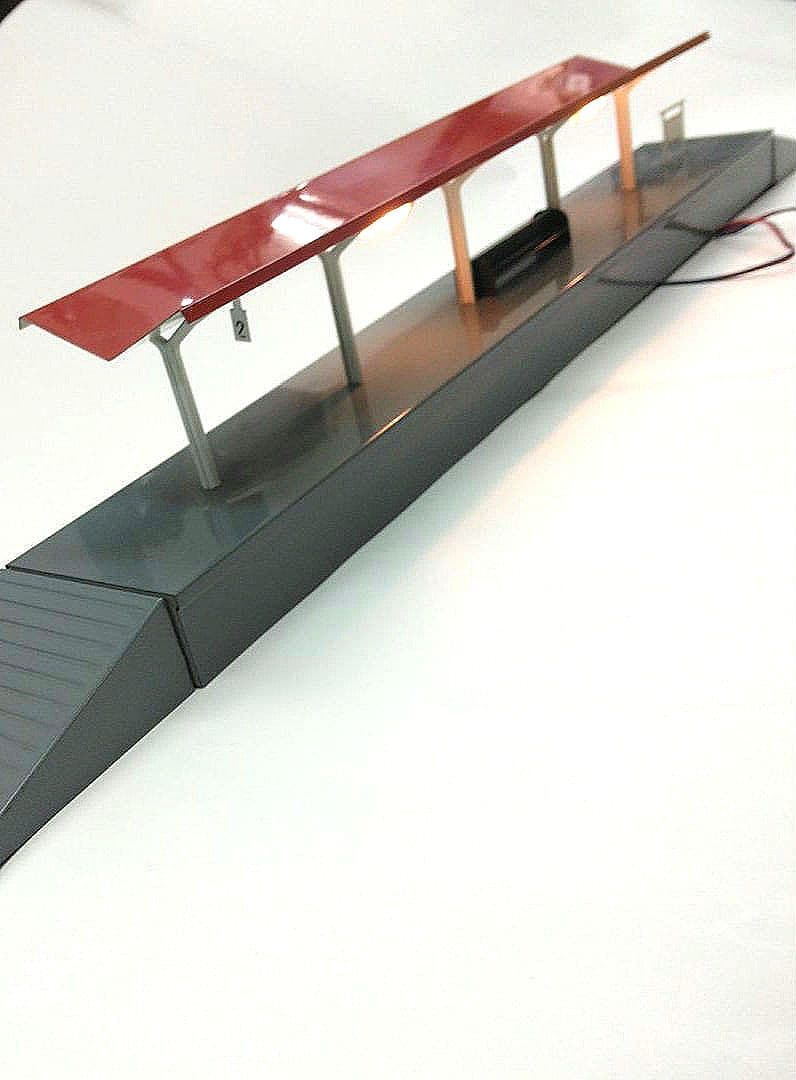 エンドウ　駅ホームNo.1 　鉄道模型情景　照明付き HOゲージ　元箱付　希少品