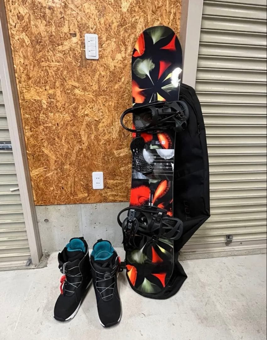 Burton スノーボード、ビンディング、ブーツ、バッグ