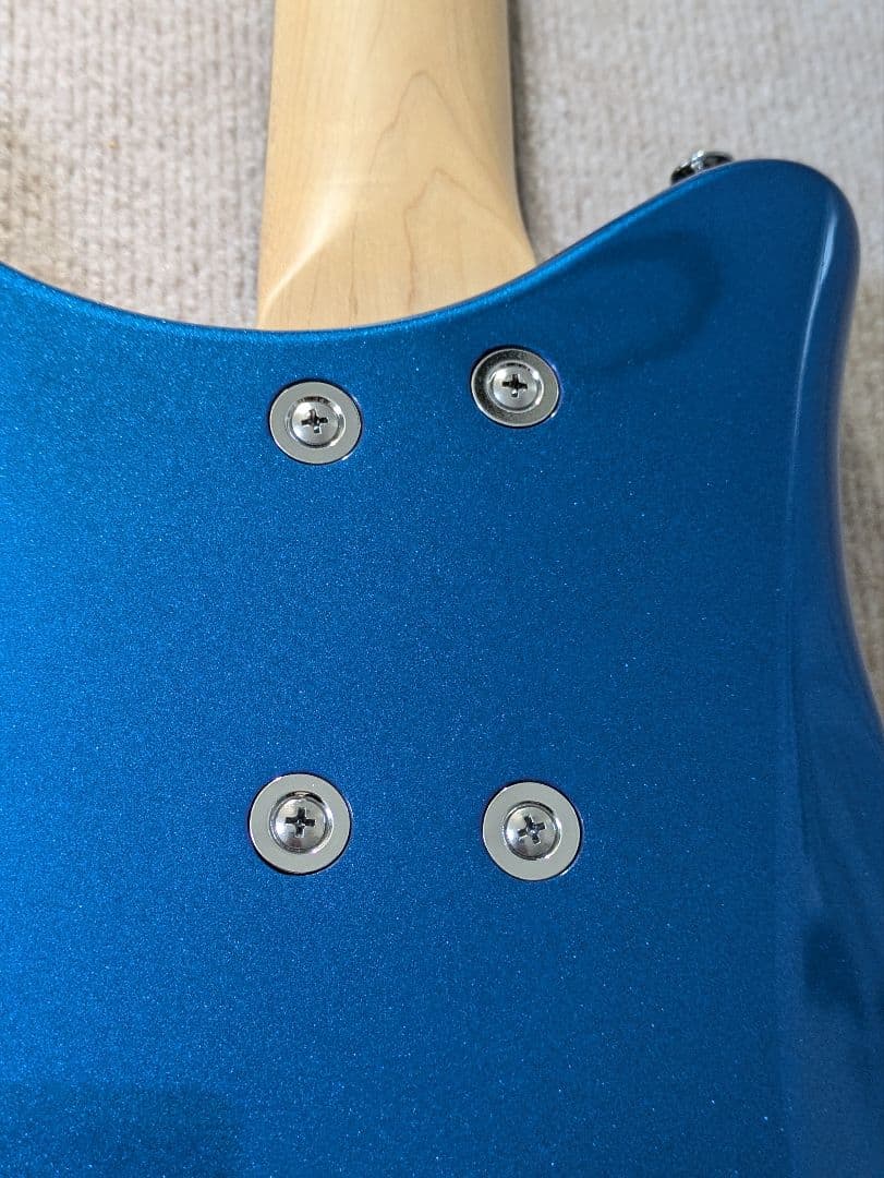 YAMAHA ヤマハ　SBV550 エレキギター　ブルー　動作未確認