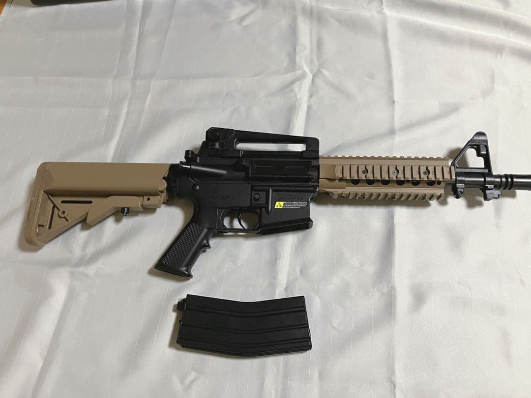 電動ガンM4CQB Tan