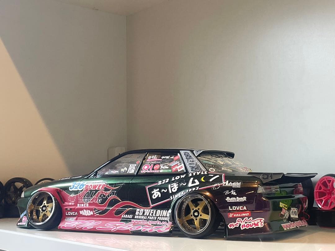 パンドラRC BN sports R32 4ドア あ〜ぼ〜ムーン仕様塗装済未走行