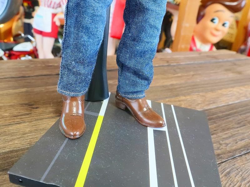 トップガン マーヴェリック トム・クルーズ 1/6フィギュア ヘルメット付