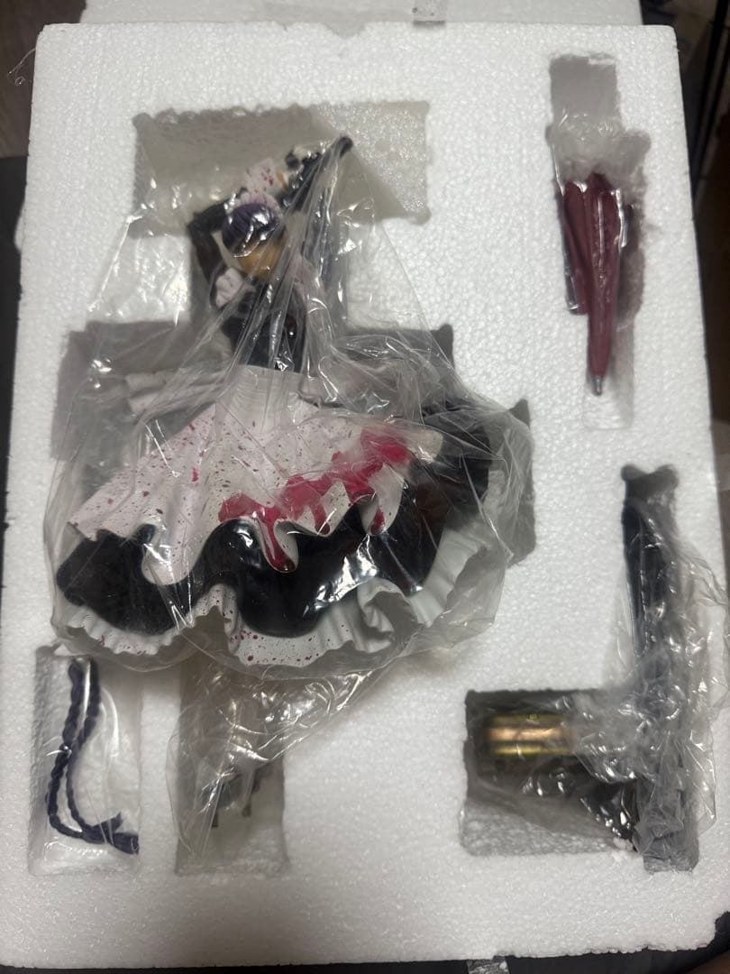 ロベルタ　ブラックラグーン　フィギュア