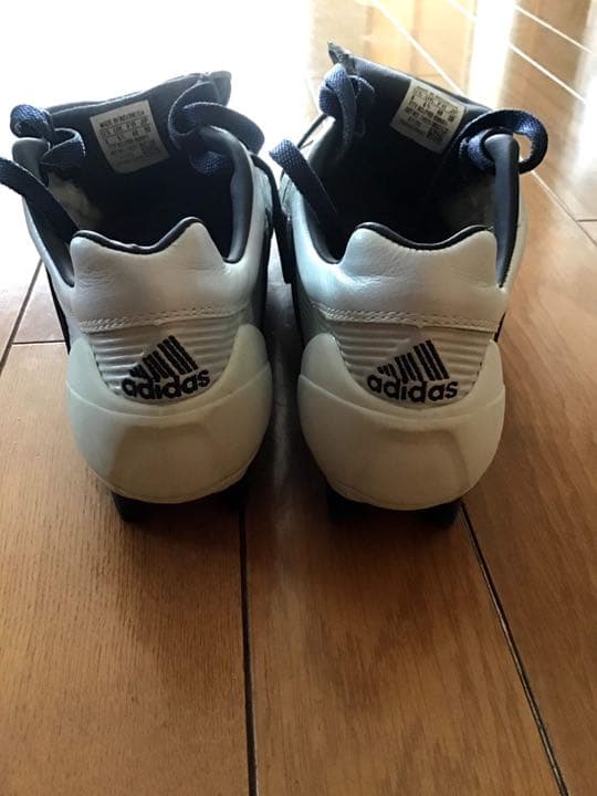 新品未使用　アディダス　プレデターパルス