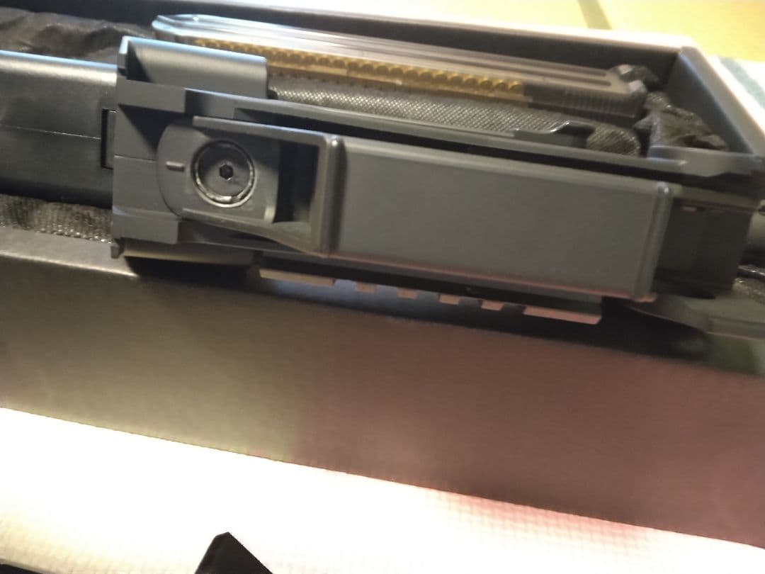 P90 電動ガン　バッテリーその他オマケ付き