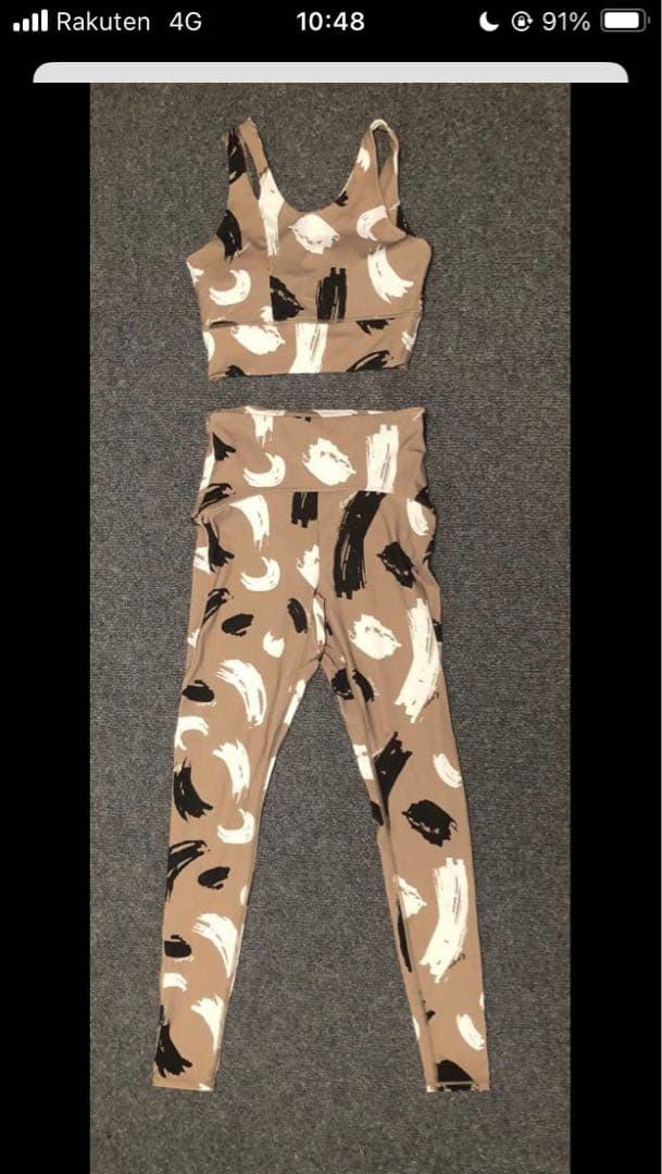 emmi yogaオリジナルアート柄 セットアップ　サイズ1