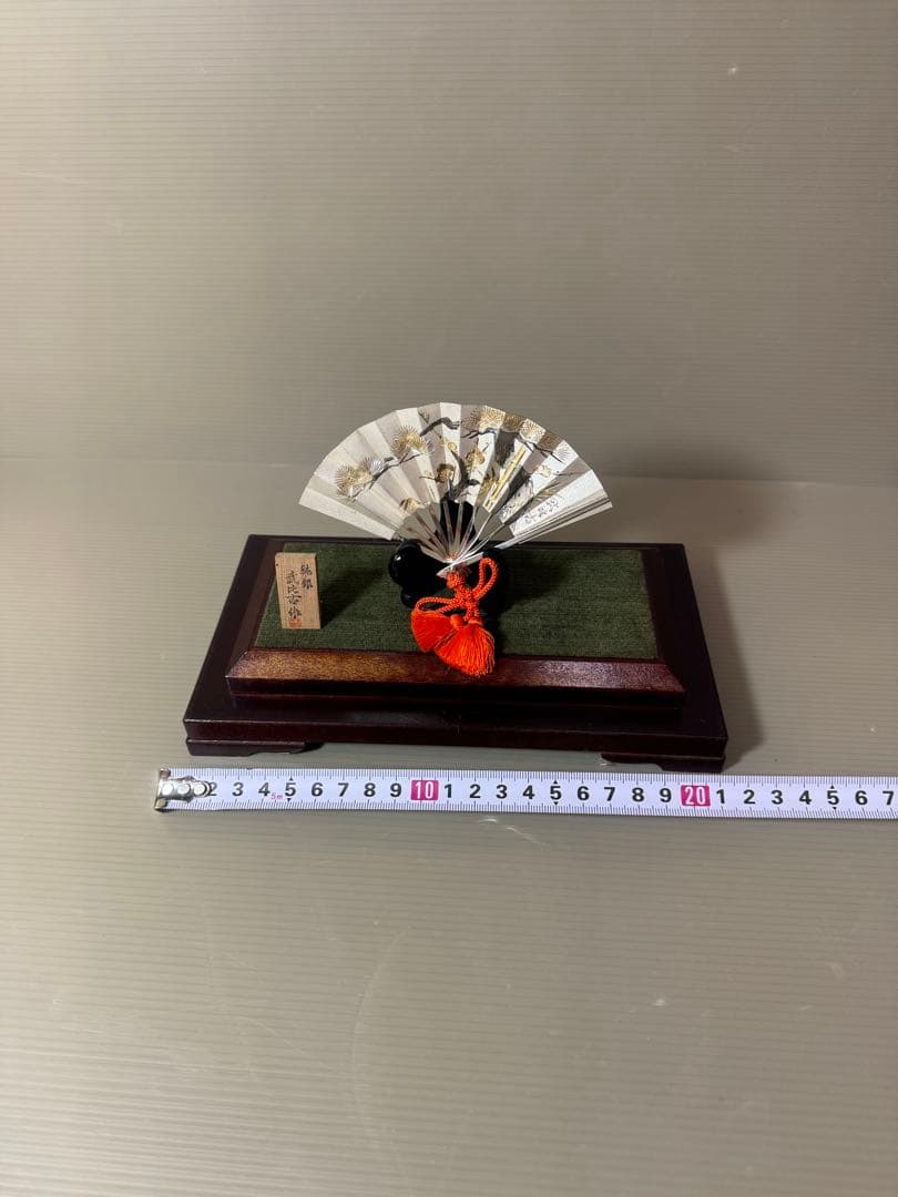 2726 武比古作 純銀　松竹梅　扇　置物　ガラスケース付