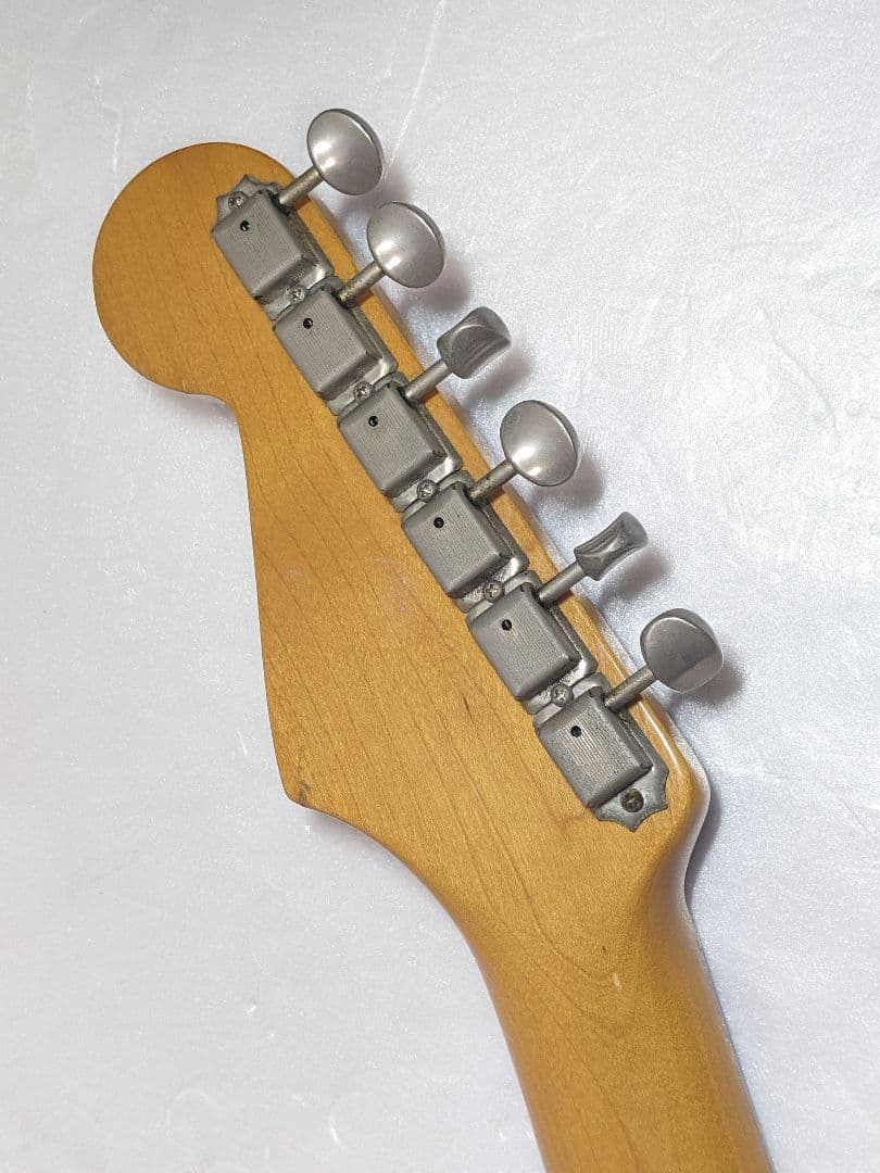 Fender Japan Burgundy Matching Head ストラト