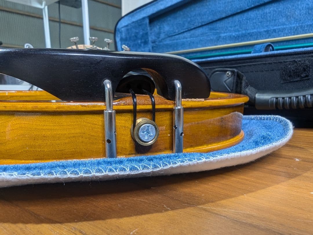 （S.R）　cecilio セシリオ　エレキバイオリン