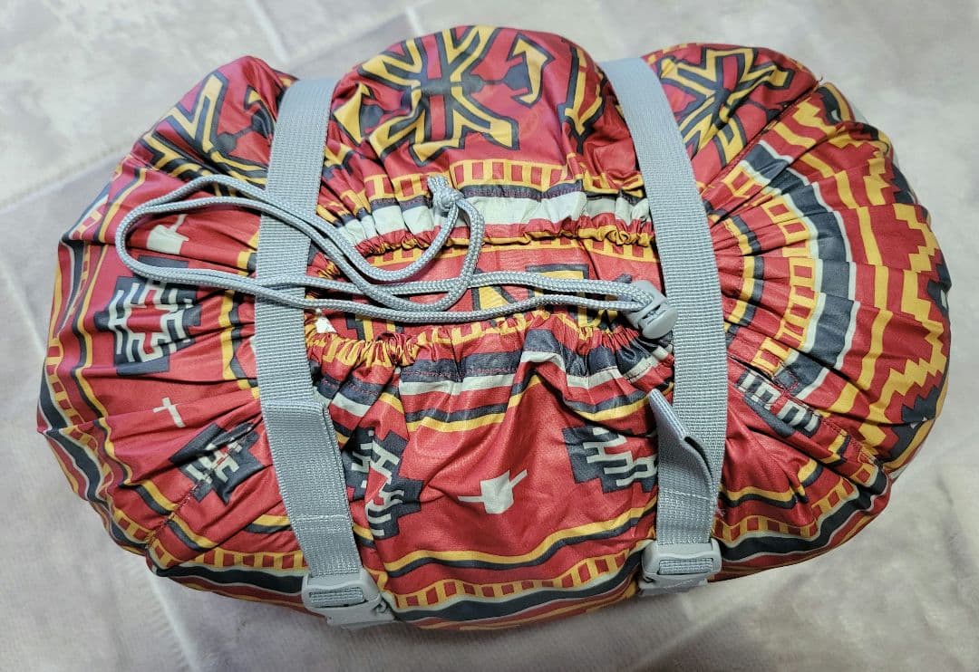 モンベル ダウンファミリーバッグ #1