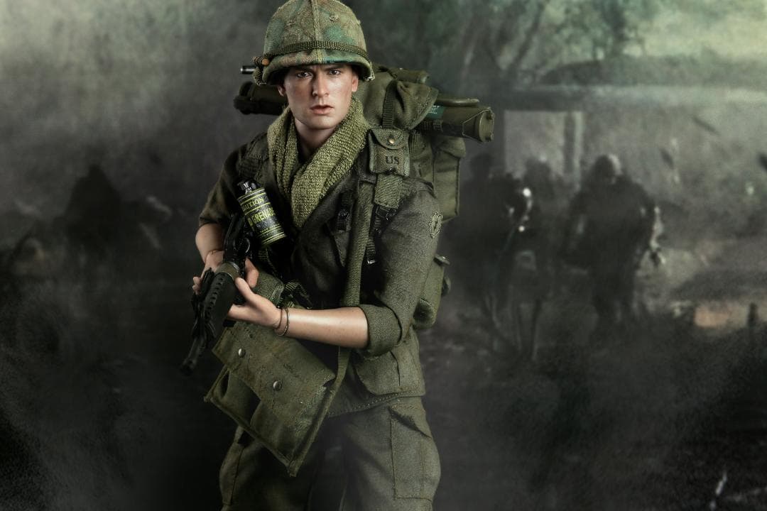 ホットトイズ　HOTTOYS　プラトーン