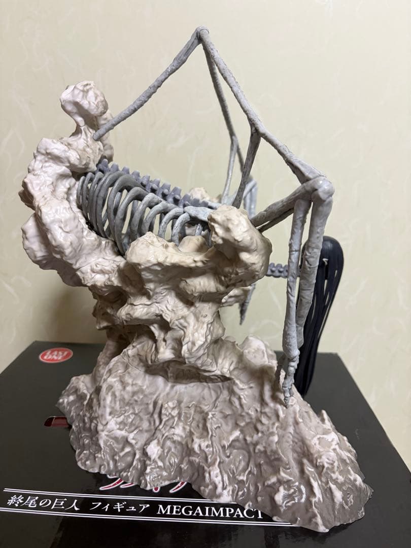 一番くじ　進撃の巨人　ラストワン　終尾の巨人