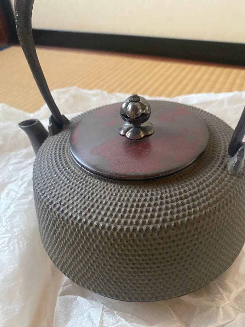 総アラレ　肩衝　鉄瓶