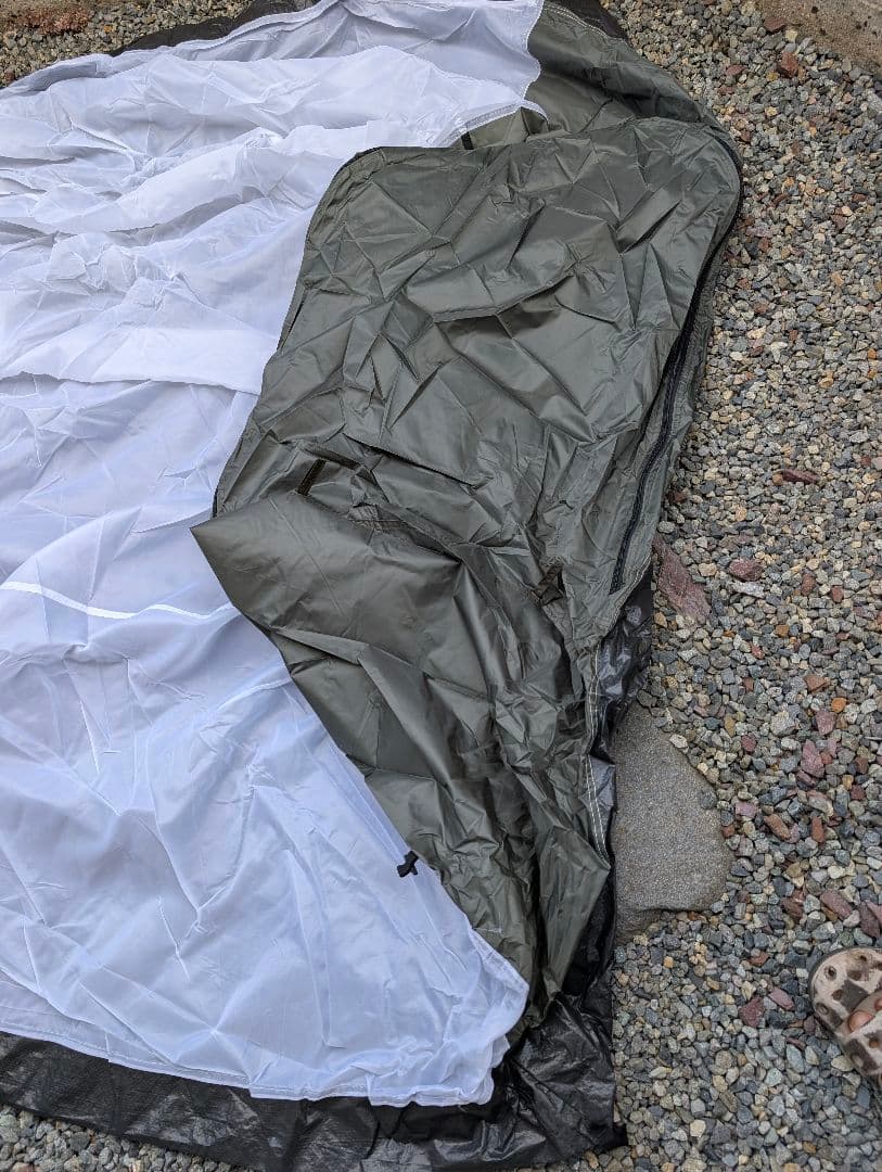 ✨1回使用✨　ドイツ軍 Mil-Tec 3人用テント カマボコ 広い前室